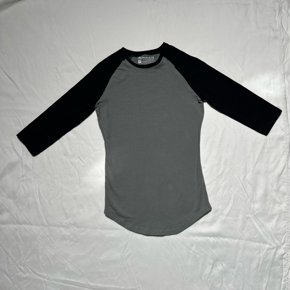ALPHALETE black and gray shirt XS